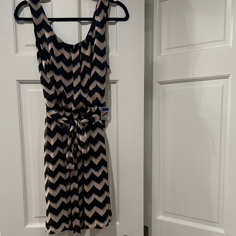 NWT Chevron Patterned Black and Cream Dress
